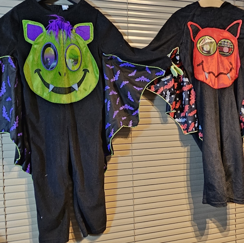 VGC 1 of 2 matching 2-3 yrs Halloween onesie costume, green, holographic eyes - Picture 5 of 11